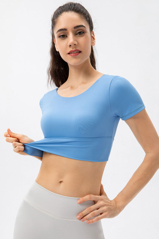 Cutout Twisted Cropped Active T-Shirt